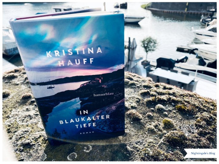 Rezension | "In blaukalter Tiefe" von Kristina Hauff